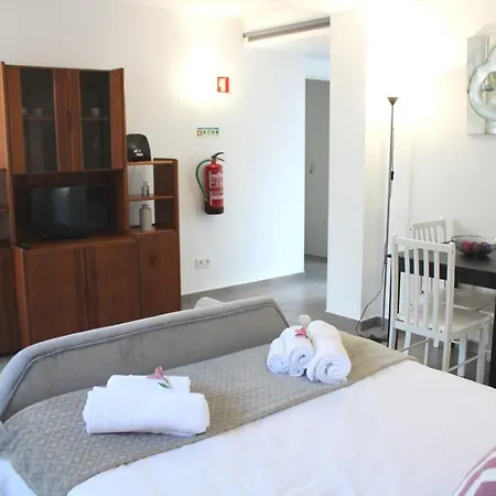 Casa Do Largo Nyaraló Lagoa