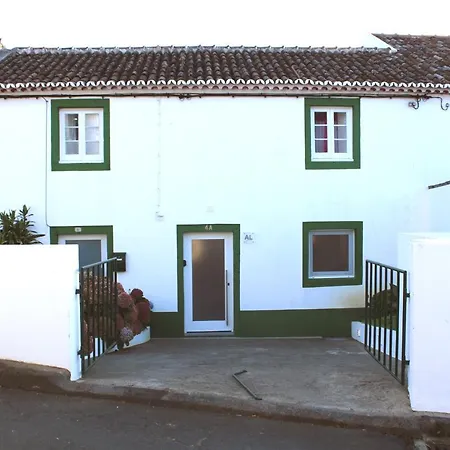 Casa Do Largo Lagoa (Azores)