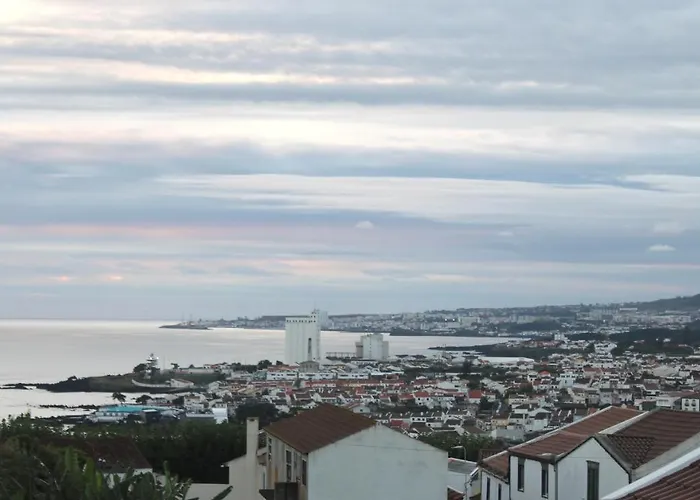 Casa Do Largo * Lagoa (Azores)